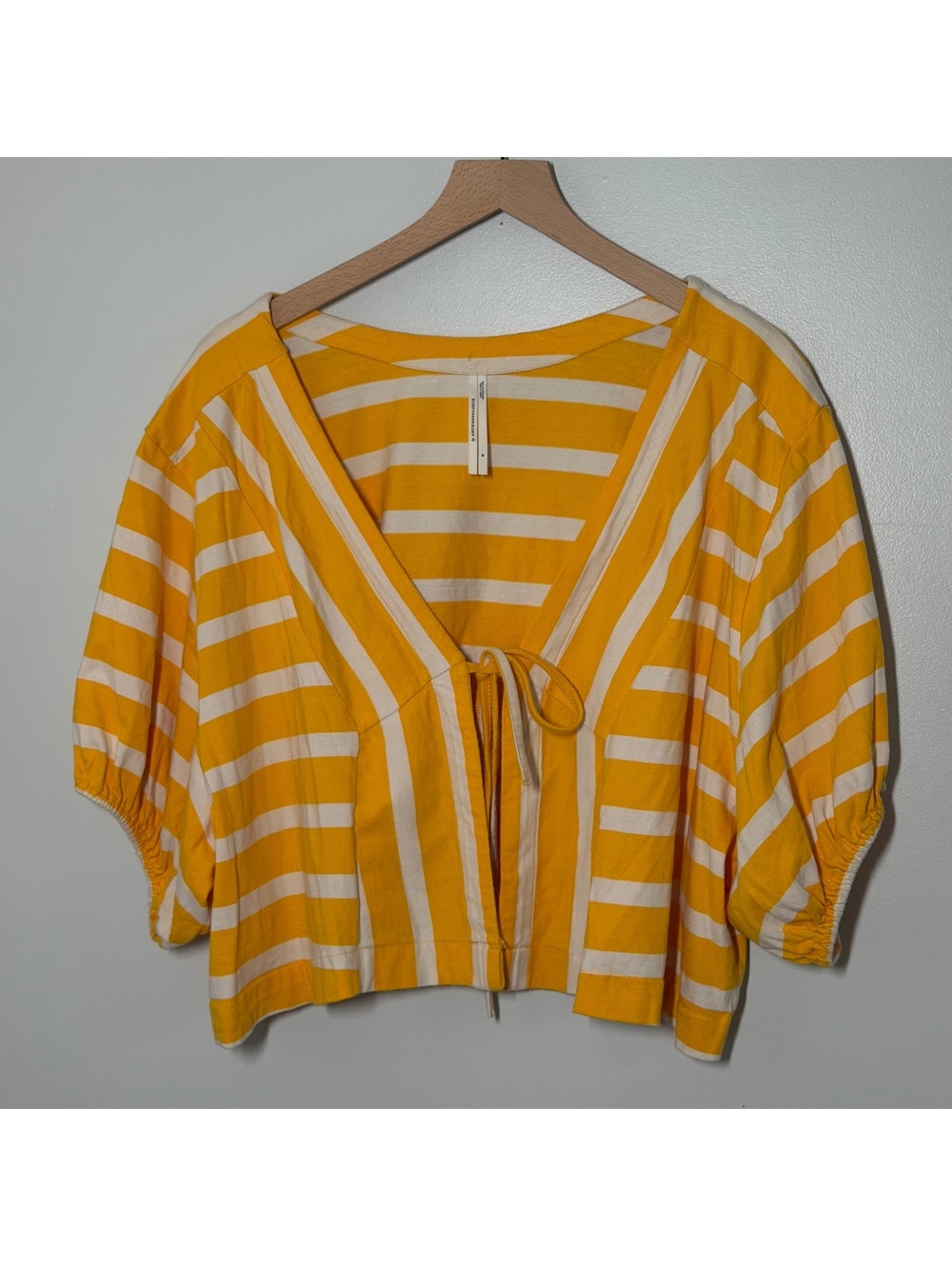 By Anthropologie Striped Tie Front Crop Top Yellow White Puff Sleeve M